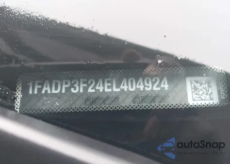 2014 Ford Focus Se z USA, uszkodzony, nr VIN 1FADP3F24EL404924